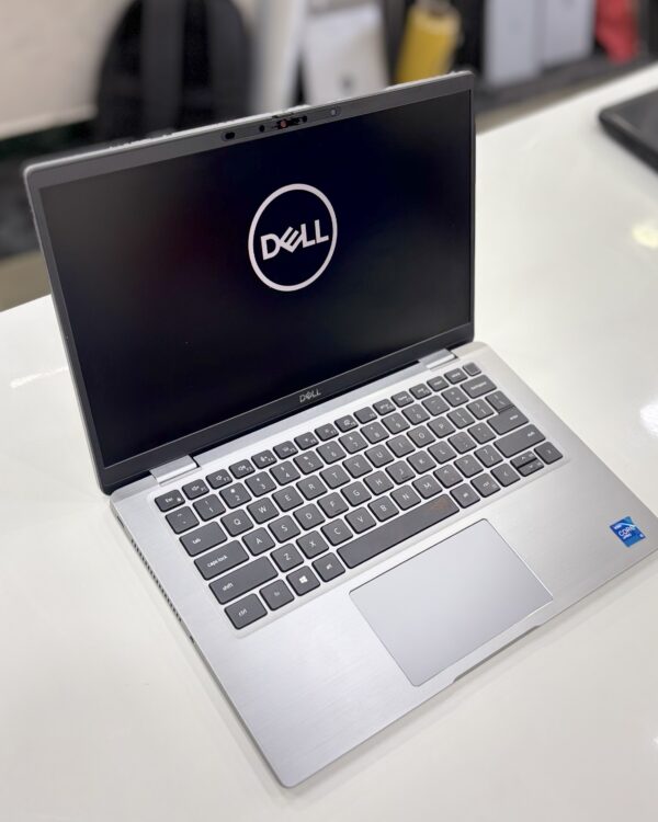 Dell Latitude 7420 i5 touchscreen laptop Pune pure new metallic body 14-inch FHD