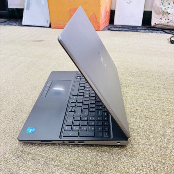 Dell Precision 7560 I7 11th GPU - Buy at Lapilab Pune - Image 2